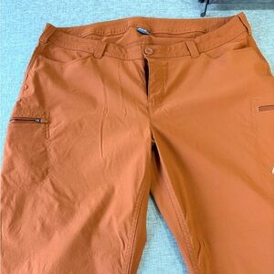 Eddie Bauer Women’s Guide Pants